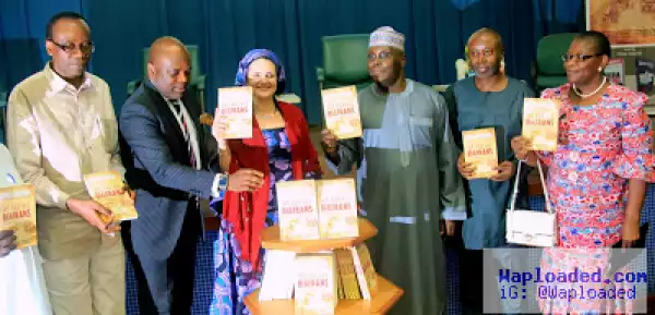 Photos: Atiku Abubakar at unveiling of "We are all Biafrans" in Abuja